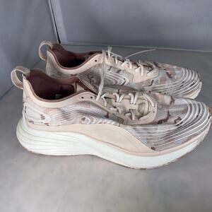 APL Athletic Propulsion Labs Streamline Crème Beachwood Camo